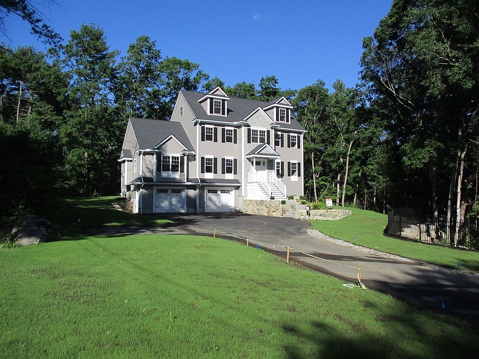 1st image of 298 River St
