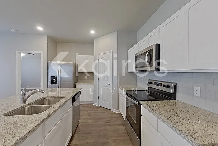 417 Mango Dr — Photo 7