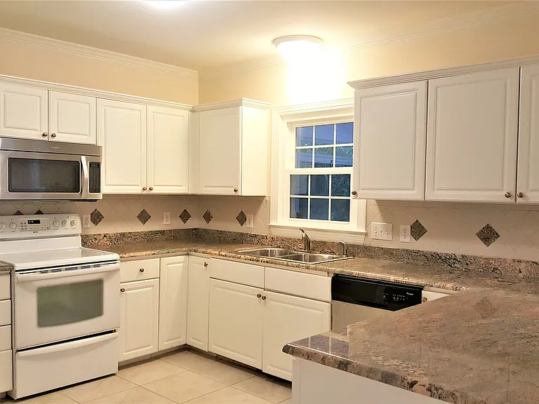3411 Cottonwood Dr — Photo 15