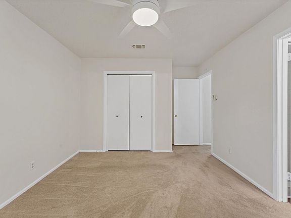 5th image of 3229 Oak Timber Dr