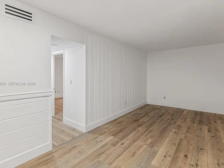 255 Sunrise Dr #107 — Photo 9