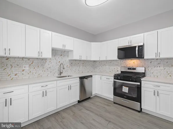 3711 3rd St, Baltimore, MD 21225