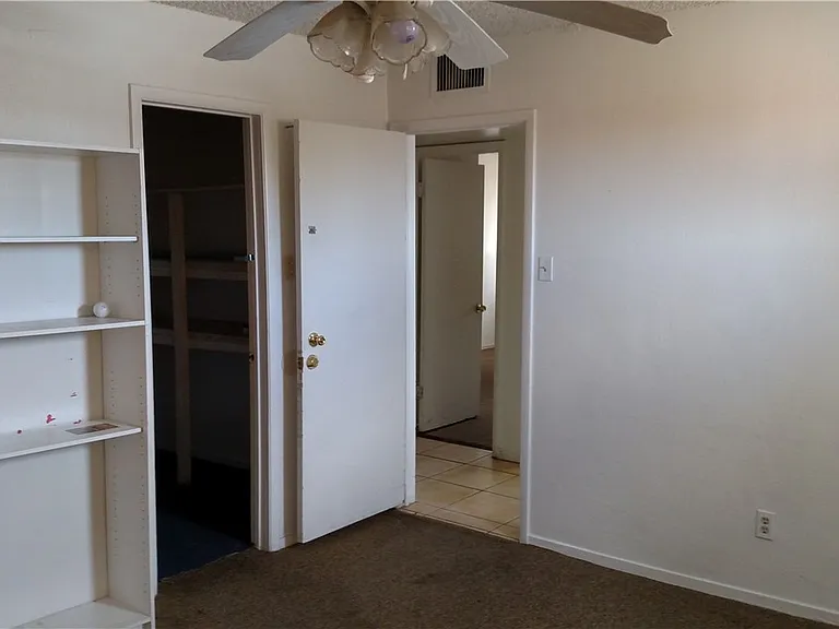 713 W Monroe Ave — Photo 13