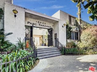 18620 Hatteras St Unit 145, Tarzana, CA