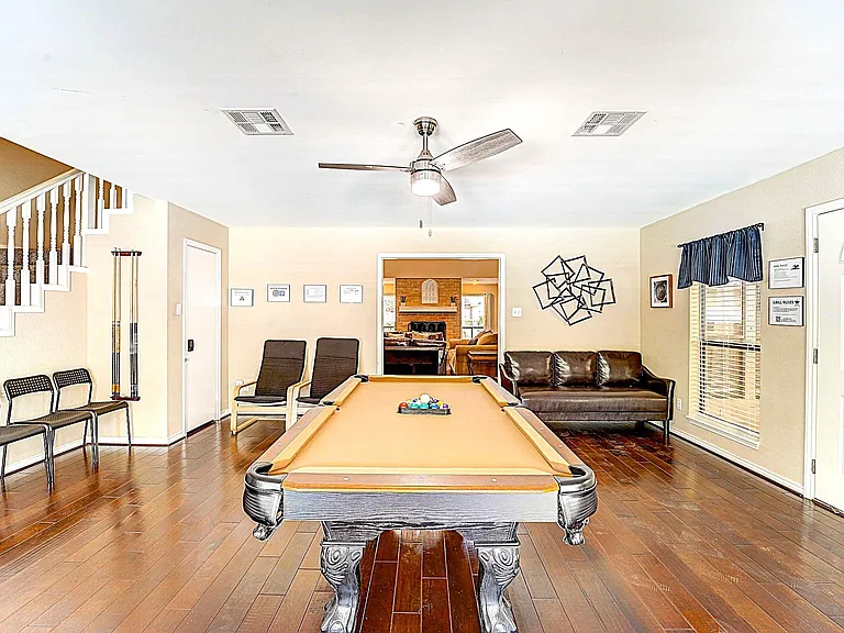 8111 Pine Green Ln — Photo 18