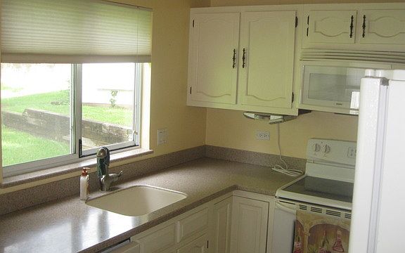 2nd image of 7114 Saint Tropez Ct #7114