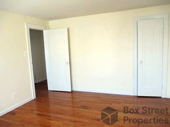 5th image of 2331 21st St #2