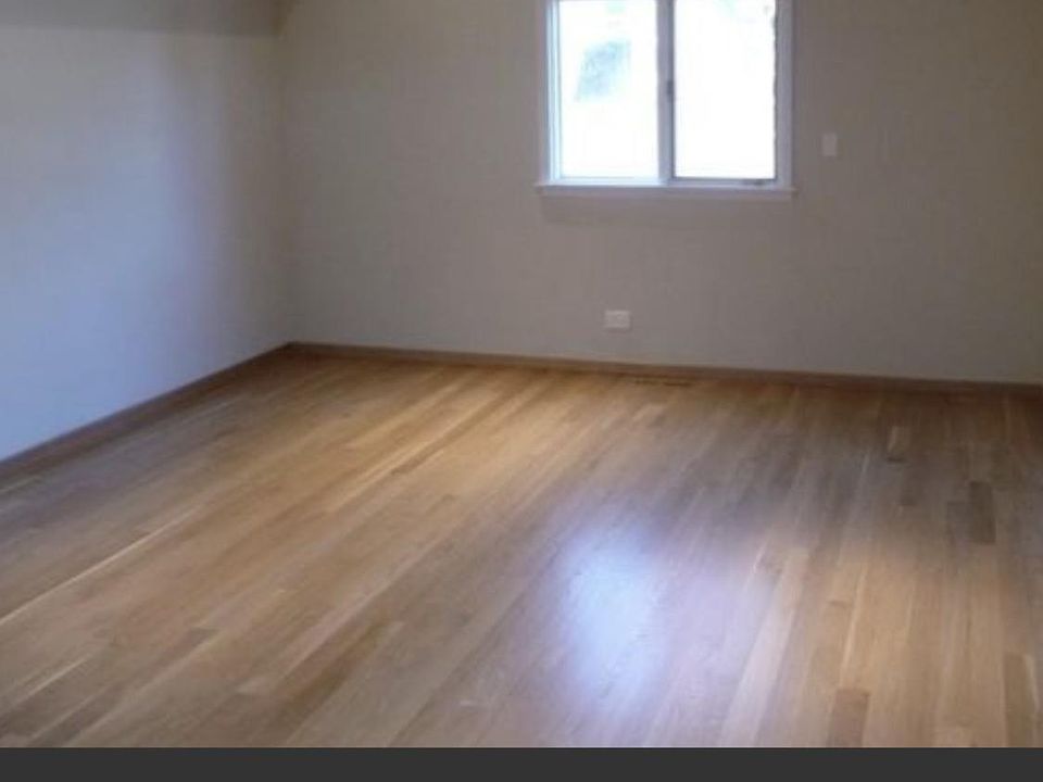 Master bedroom 3