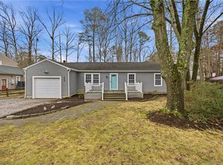 248 Windsor Castle Dr, Newport News, VA 23608