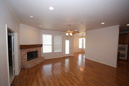 3rd image of 7751 Sunnyview Ct