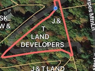 10 E Shady Oak Ln, West Jefferson, NC 28694