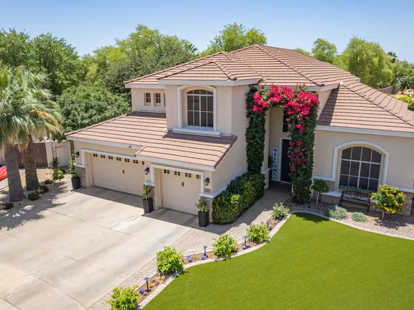 102 E MESQUITE Court, Gilbert, AZ 85296