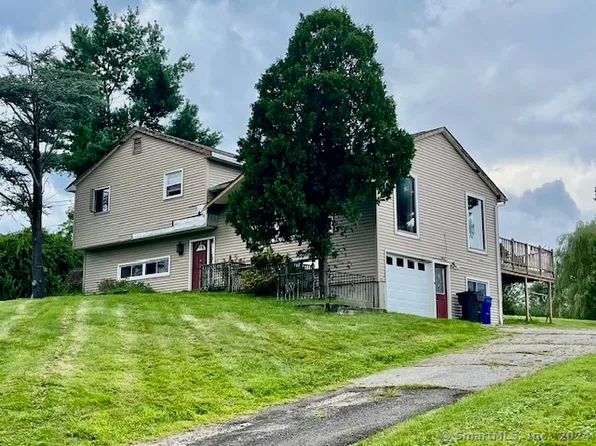 7 Greenridge Drive, Brookfield, CT 06804