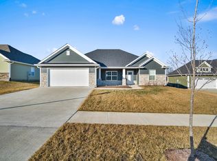 6945 Bayfield Dr, Columbia, MO 65202