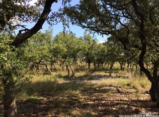 1136 Hidden Frst, Canyon Lake, TX 78133