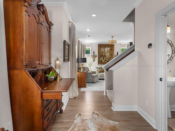 4th image of 544 Feherty Way