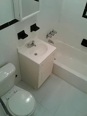 Rented by Roberto Guilbet, LREB | media 36