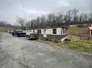 236 Side Trl, Chilhowie, VA 24319