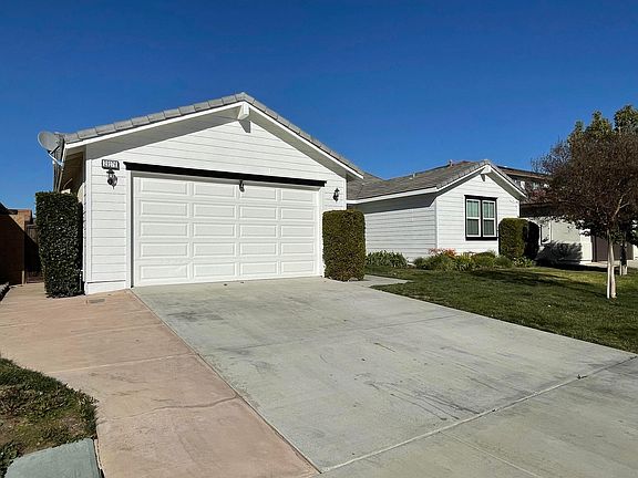 2nd image of 29176 Steamboat Dr
