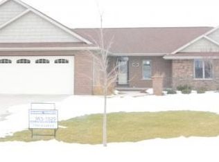 949 Trailside Ct, De Pere, WI 54115