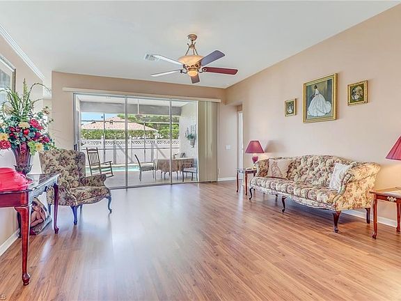 3rd image of 13241 Hampton Park Ct