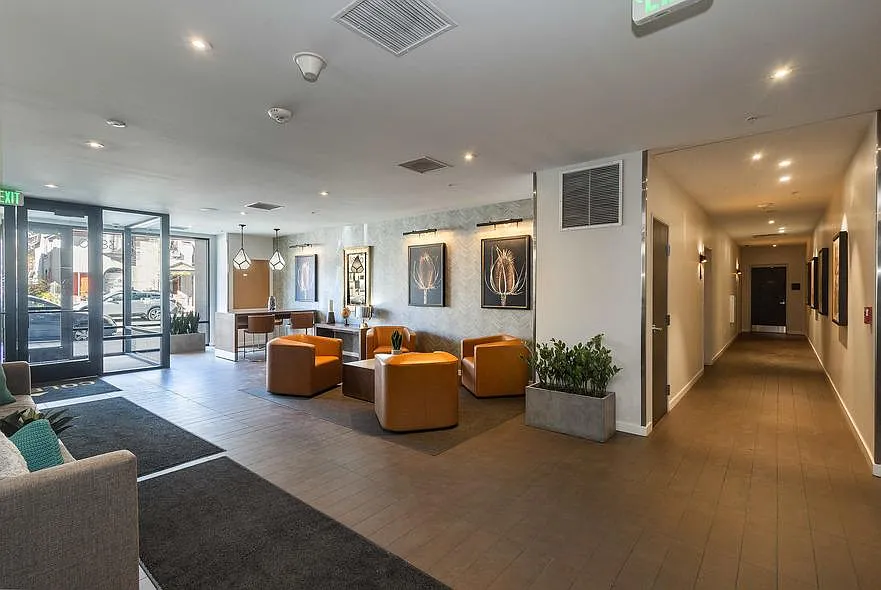Colewood Apartments