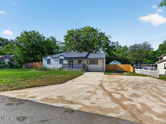 2nd image of 9751 S MACARTHUR Court