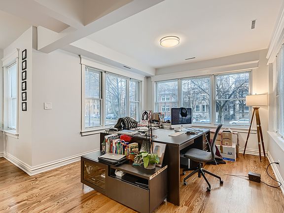 4th image of 4239 N Ashland Ave #2