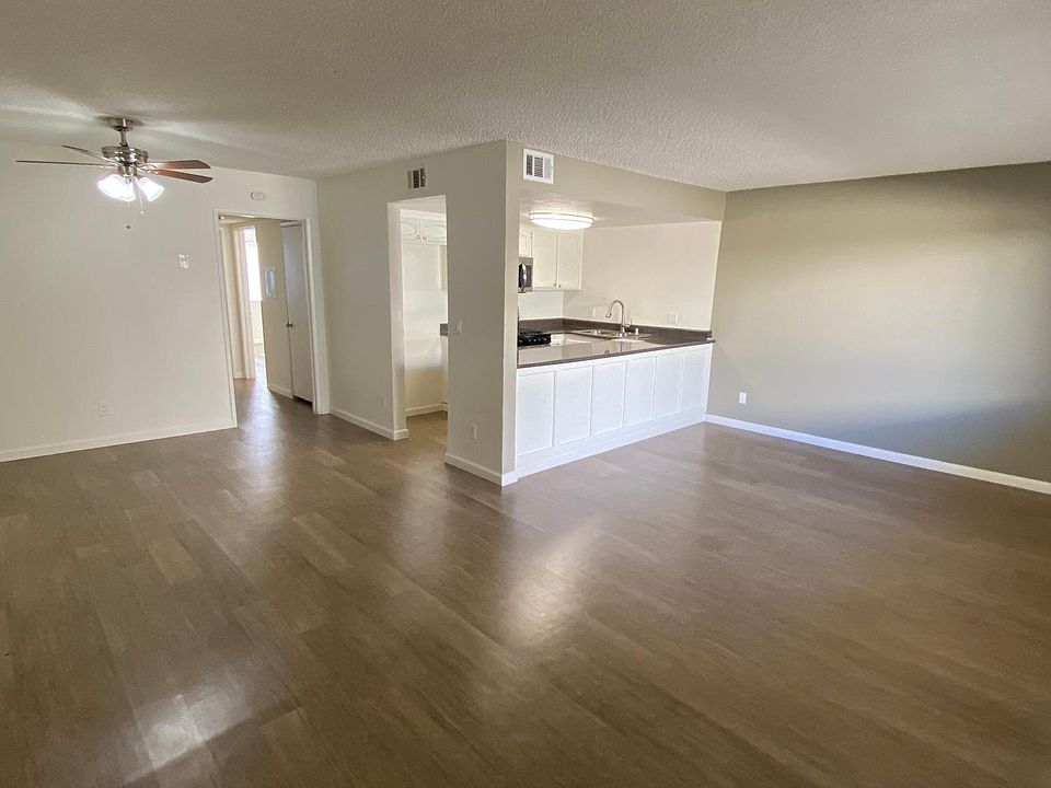 1st image of 15329 Vose St APT 206