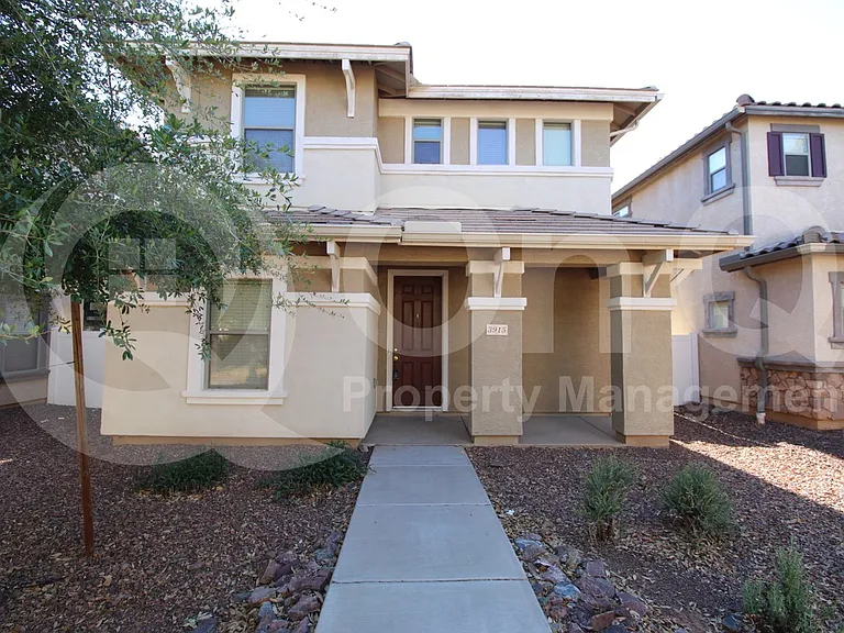 3915 E Kent Ave — Photo 1