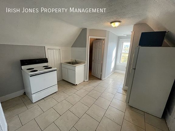 2nd image of 555 22nd St Floor 3