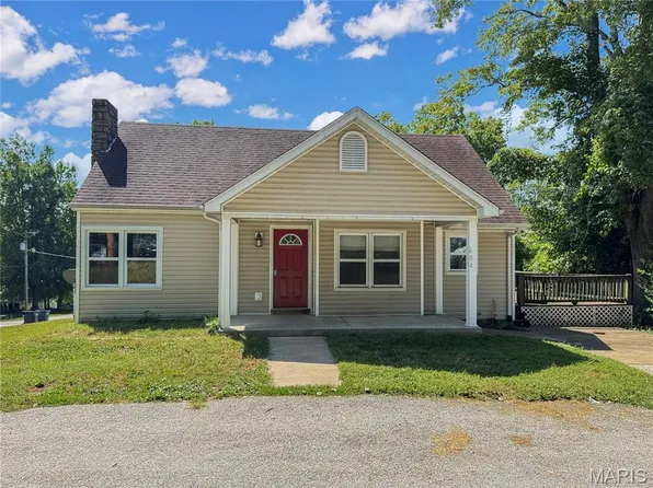 604 E South St, Marthasville, MO 63357