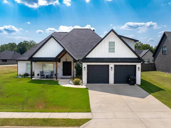 7009 Fields Dr, Benton, AR 72019
