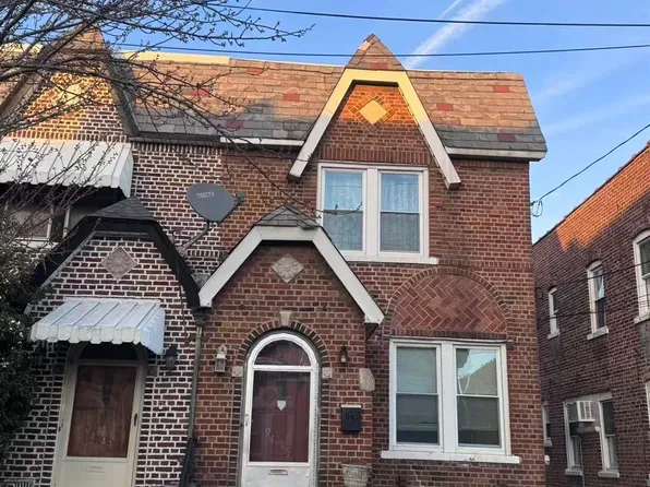 9445 239th Street, Floral Park, NY 11001