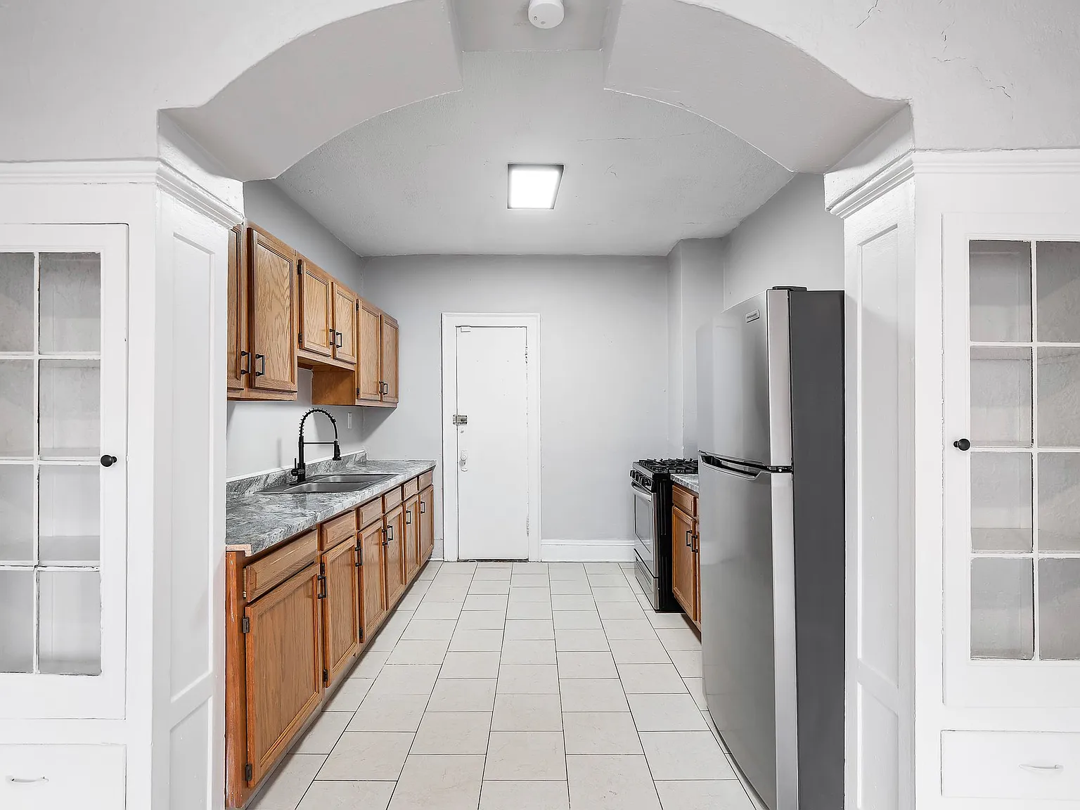 Middlehurst Apartments — Photo 4
