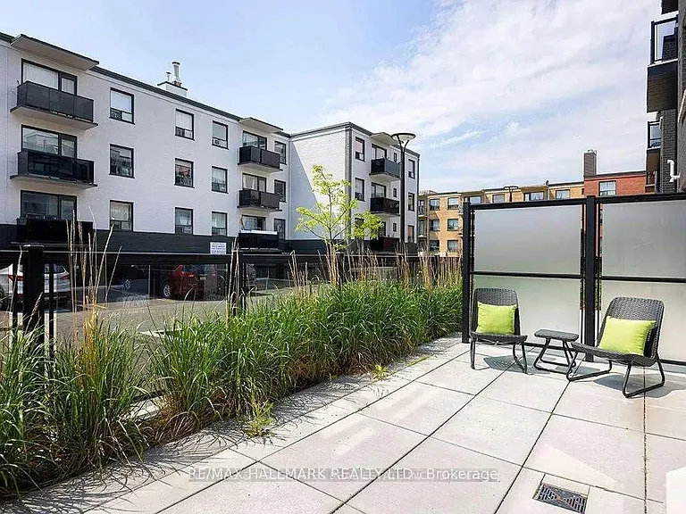 15 Brenthall Ave #17 — Photo 10
