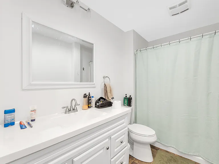 25 Edison Grn #2 — Photo 9