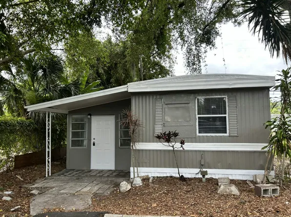 10720 54th Ave N Lot 38, Saint Petersburg, FL 33708