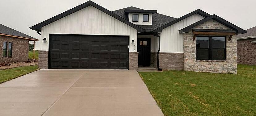 1st image of 505 Molly Dean Drive