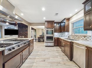 5 Tree Frog Dr, Houston, TX 77074