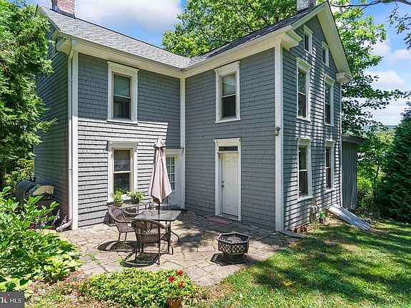 3rd image of 4312 Main St