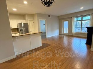 2551 Shoreline Dr UNIT 208, Lake Country, BC V4V 2P2