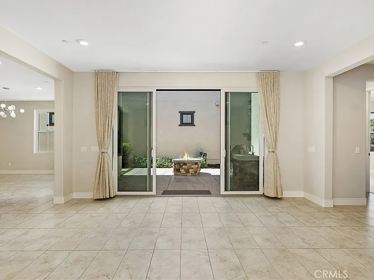 6795 Solterra Vista Pkwy — Photo 13