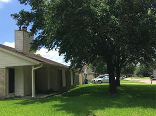 410 Westminster Dr, League City, TX 77573