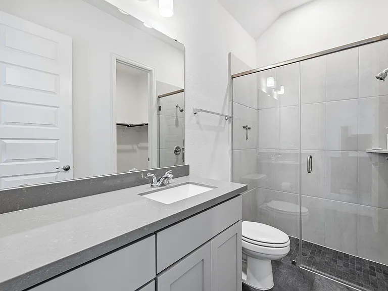 11951 Sawgrass Dr — Photo 19