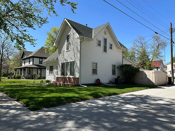 2nd image of 517 W 21st St