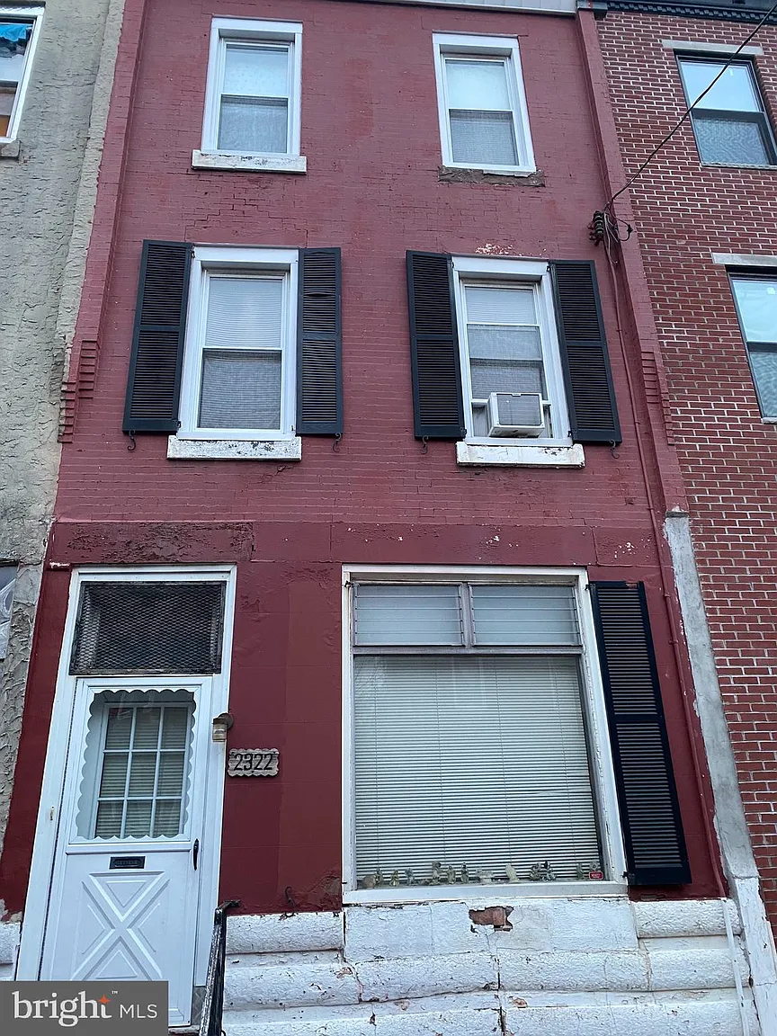 2322 N 19th St photo 1