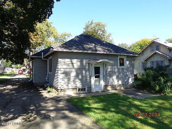 2nd image of 1322 Vassar Dr