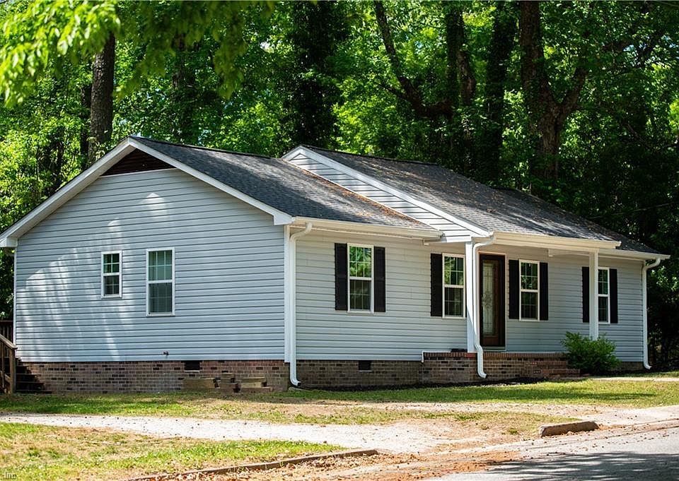 1st image of 308 Hicksford Ave