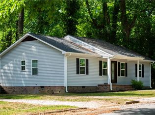 308 Hicksford Ave, Emporia, VA 23847